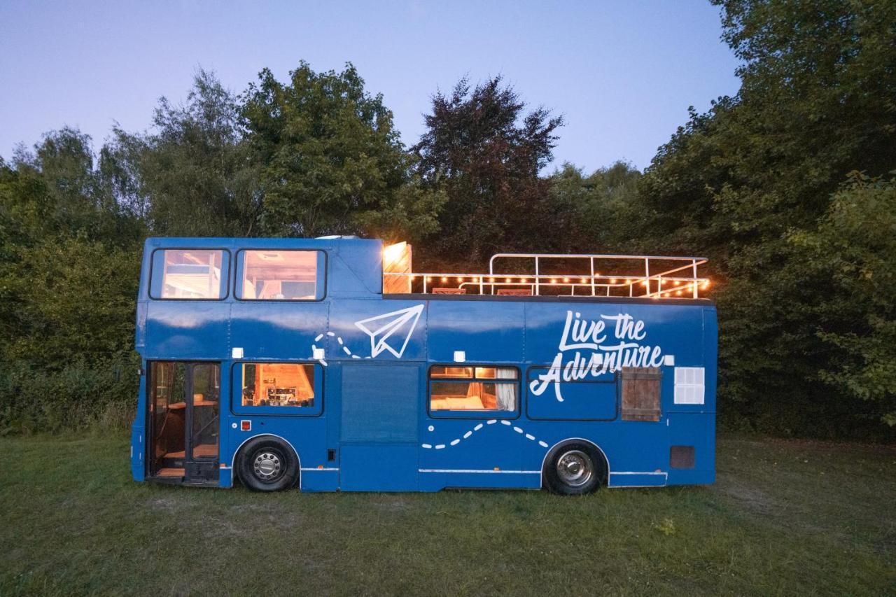 Delightful 2 Bed Double Decker Bus With Hot Tub Hotel Uckfield Luaran gambar